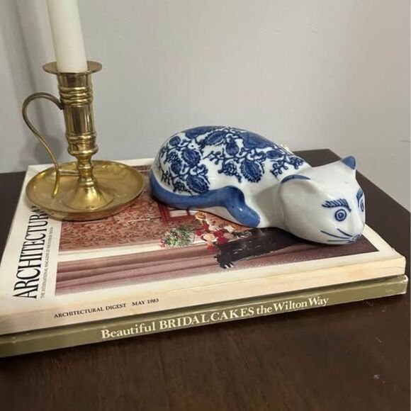 Vintage Blue and White Chinoiserie Ceramic Cat - Picture 1 of 6